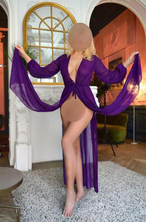 Ескорт Видин: ЧУКАЙ МЕ ДОБРЕ! АЗ СЪМ МНОГО ЧУВСТВЕН, ТЪНЪК ПО БЕЛЬО ВИНАГИ НА РАЗПОЛОЖЕНИЕ